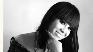 Cece Peniston Classic Portrait Wallpaper