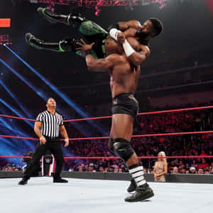 Cedric Alexander Versus Bobby Lashley In Raw 2019 Wallpaper