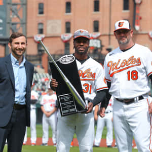 Cedric Mullins Receives Silver Slugger Award Wallpaper