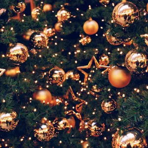 Celebrate Christmas With A Brand New Ipad! Wallpaper