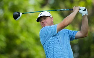 Chad Campbell Holding Golf Club Up Wallpaper