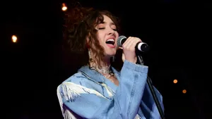 Chappell Roan Live Performance Wallpaper