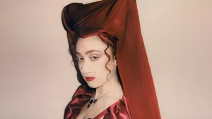 Chappell Roan Unique Style Wallpaper