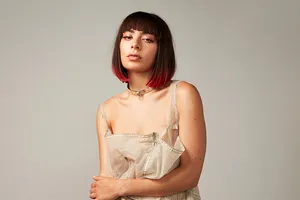 Charli Xcx For Rolling Stones Artist Wallpaper