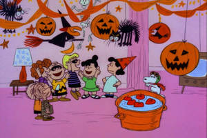 Charlie Brown Halloween Party Wallpaper