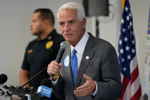 Charlie Crist Addressing The Audience Wallpaper