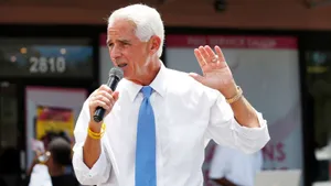 Charlie Crist Delivering Speech Wallpaper