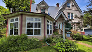 Charlottetown Bedand Breakfast Summer Wallpaper