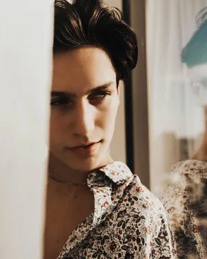 Chase Hudson, American Tiktok Influencer From Los Angeles, California Wallpaper