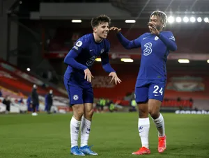 Chelsea Players Celebrating Goal Wallpaper