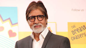 Chic Indian Actor Amitabh Bachchan Wallpaper