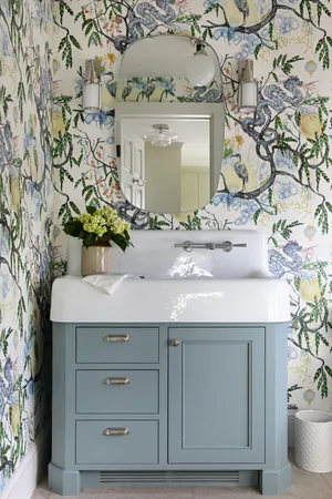 Chic Sink Wallpaper