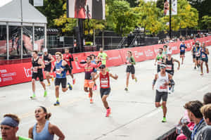 Chicago Marathon Runnersin Action Wallpaper