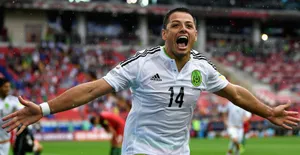 Chicharito Celebrating Goal Mexico Jersey Wallpaper