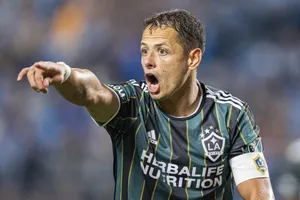 Chicharito In Action L A Galaxy Wallpaper