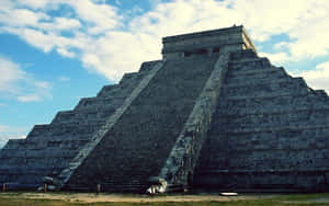 Chichen Itza Mexico Daylight View Wallpaper