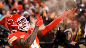 Chiefs Player Celebrating Catch Wallpaper