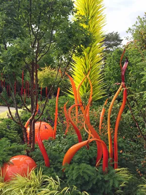 Chihuly Glass Sculptures Garden Wallpaper