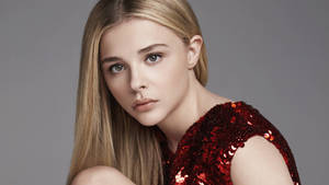 Chloë Grace Moretz Crystal Red Top Wallpaper