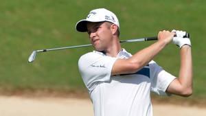 Chris Kirk Concentrating On His Shot Wallpaper