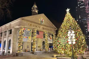 Christmas At Quincy Market Faneuil Hall Wallpaper