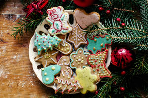 Christmas Ball Cookies Wallpaper