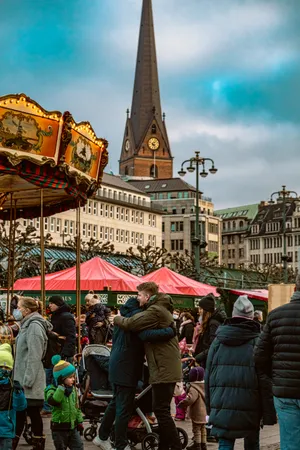 Christmas Market Sky Photo Editing Wallpaper