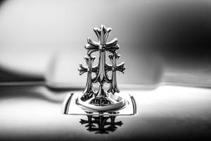 Chrome Hearts Display Figure Wallpaper