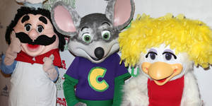 Chuck E Cheese Mascots Wallpaper