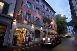 Chur Hotel Stern Evening Scene Wallpaper
