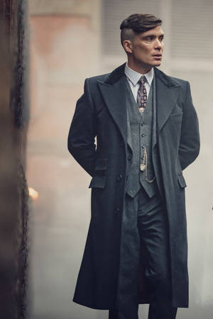 Cillian Murphy Long Coat Wallpaper