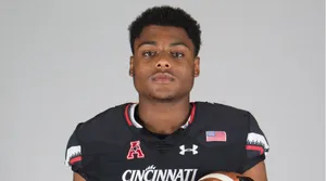 Cincinnati Football Player Portrait Wallpaper