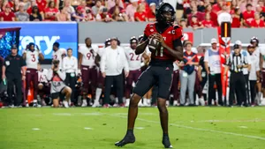 Cj Bailey Football Action Wallpaper