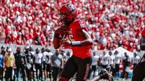 Cj Bailey Football Action Wallpaper