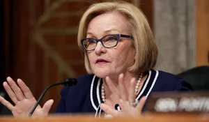 Claire Mccaskill In Senate Chambers Wallpaper