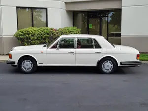 Classic Bentley Eight In All Its Glory Wallpaper