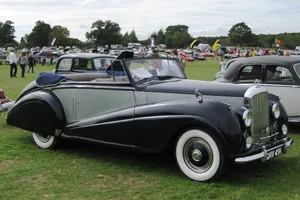 Classic Bentley Mark Vi At Its Finest Wallpaper