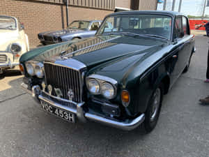 Classic Bentley T1 Luxury Car Wallpaper