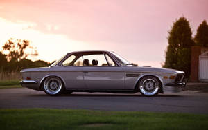 Classic Bmw At Dusk Wallpaper