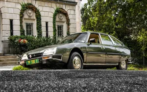 Classic Citroen Cx In Immaculate Condition Wallpaper
