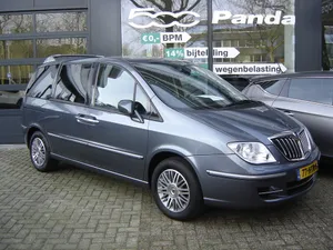 Classic Elegance - The Alluring Lancia Phedra Wallpaper