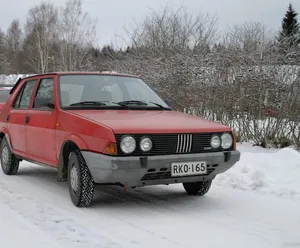 Classic Fiat Ritmo In Pristine Condition Wallpaper