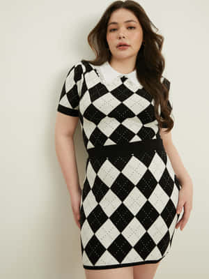 Classy Timeless Fashion In Monochrome Wallpaper