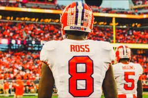 Clemson Football Player Ross Number8 Wallpaper