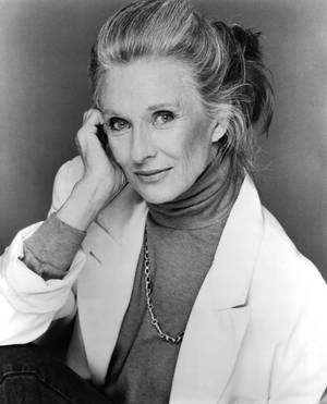 Cloris Leachman Actress And Sitcom Star Wallpaper