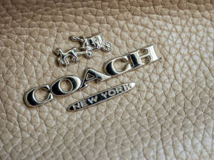 Close-up Coach New York Logo Wallpaper