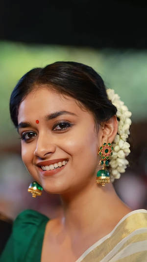 Close-up Of Keerthi Suresh Wallpaper