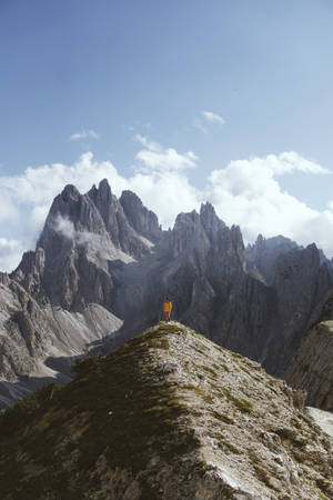 Cloudy Mountain Nature Iphone Wallpaper