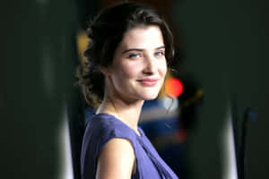 Cobie Smulders Poses Elegantly In A Chic Outfit Wallpaper