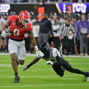 College Football Action Run Wallpaper